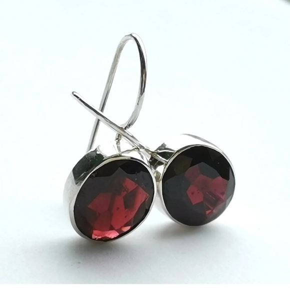 Sterling Silver Garnet drop earrings 🆕 - Picture 4 of 8